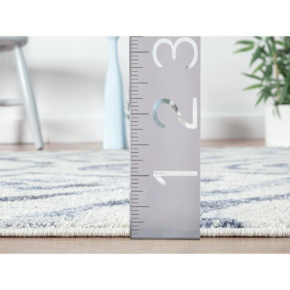 Cruz Cream 4 ft. x 6 ft. Geometric Polypropylene Area Rug by Abani - Image 6