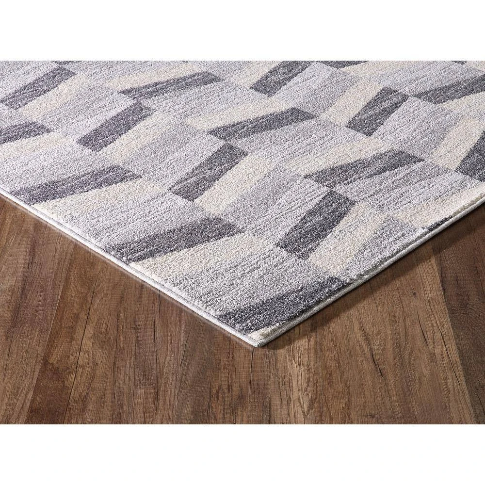Quartz Grey 5 ft. 3 ft. x 7 ft. 6 in. Geometric Polypropylene Area Rug by Abani - Image 4